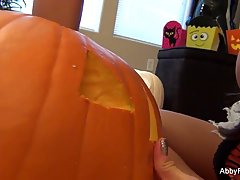 Abigail is getting ready for the party and masturbating while waiting for her friends to pick her up